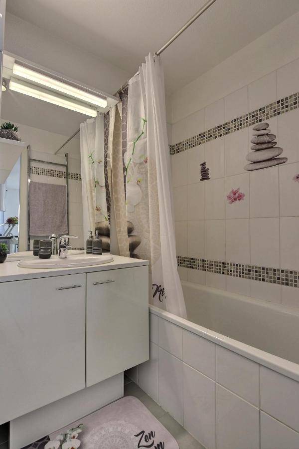 L'Appart' Frontiere-Suisse* Fibre*Chek-In*24/24 Apartment Saint-Louis  Luaran gambar
