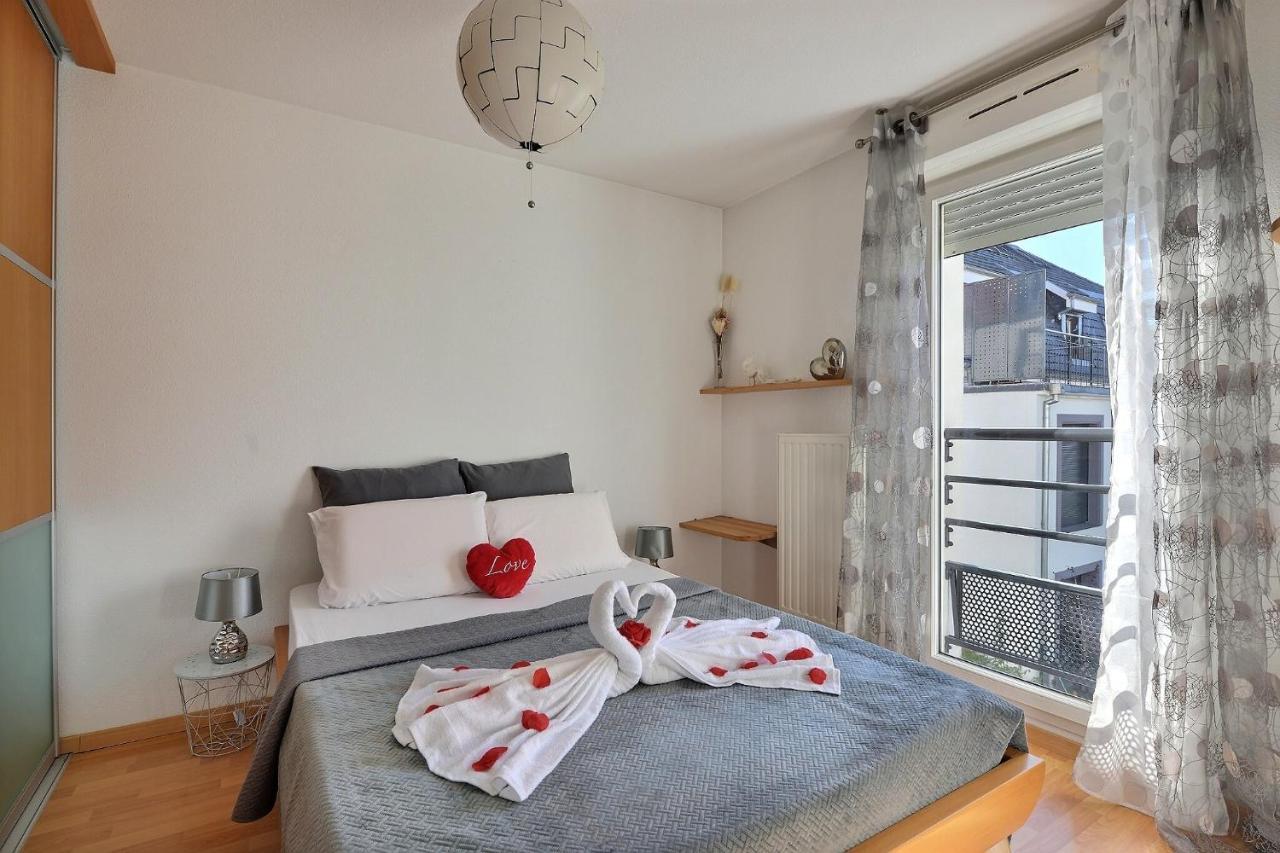L'Appart' Frontiere-Suisse* Fibre*Chek-In*24/24 Apartment Saint-Louis  Luaran gambar